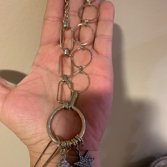 BCBG GORGEOUS NECKLACE - Picture 9 of 11